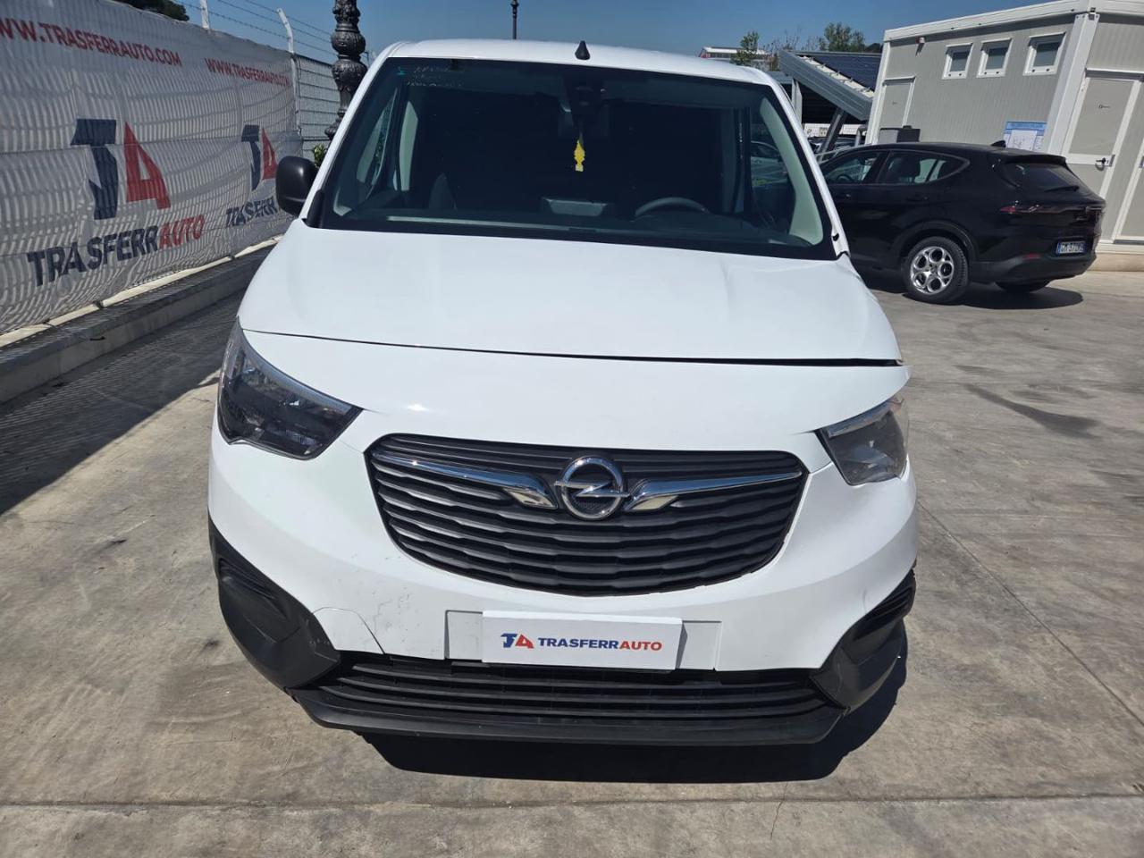 OPEL Combo Cargo 1.5 Diesel 100CV S&S PC 650kg Edition 04/2024 - immagine 7