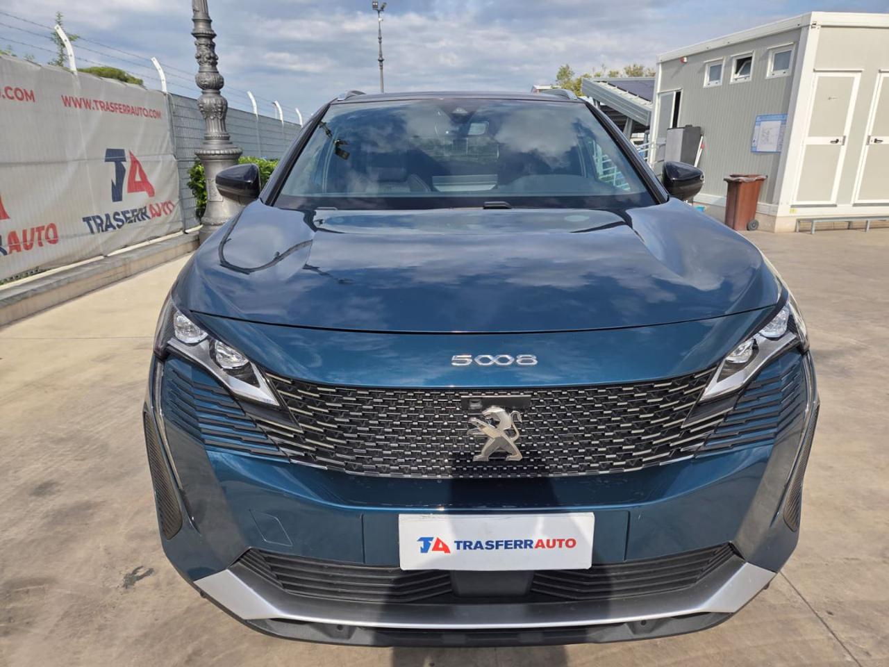 PEUGEOT 5008 BlueHDi 130 S&S EAT8 GT 01/2023 - immagine 8
