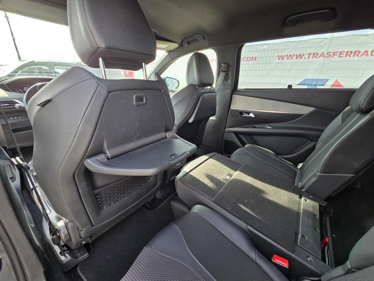 PEUGEOT 5008 BlueHDi 130 S&S EAT8 GT 01/2023 - immagine 15