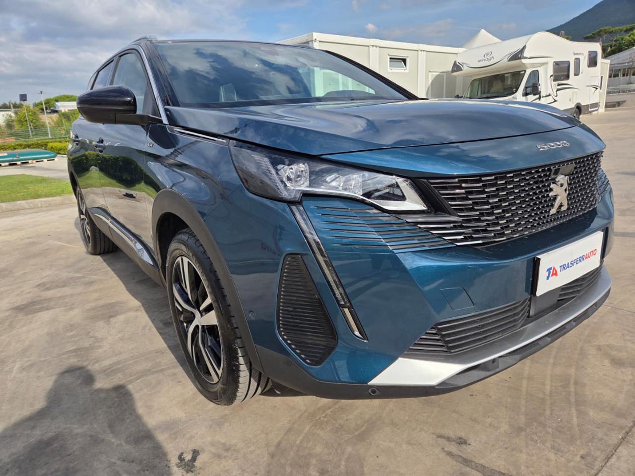 PEUGEOT 5008 BlueHDi 130 S&S EAT8 GT 01/2023 - immagine 6